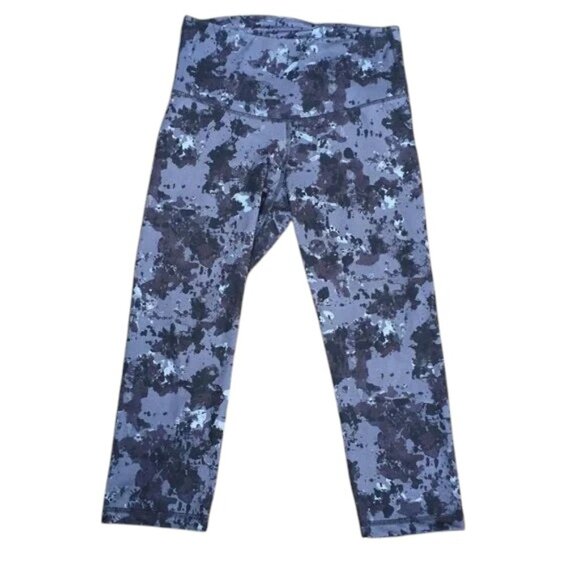 Old Navy black grey camo capris leggings - size M - Picture 1 of 6